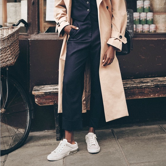 Dolce Vita Zantel Sneakers - Picture 3 of 9